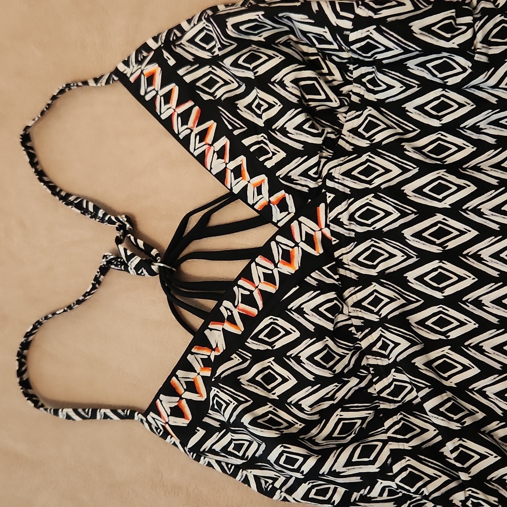 Bathing suit - Picture 2 of 5
